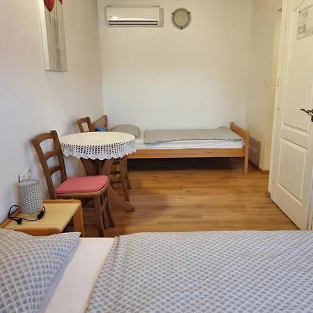 Apartamento Laiki Rovinjsko Selo Exterior foto