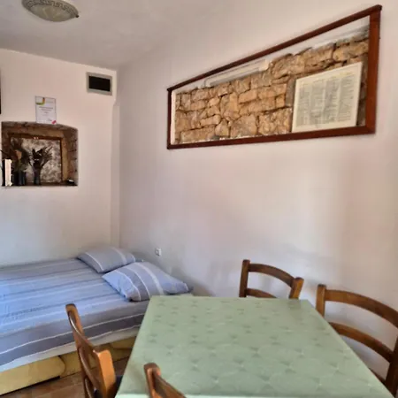 Apartamento Laiki Rovinjsko Selo Exterior foto