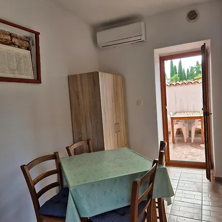 Apartamento Laiki Rovinjsko Selo Habitación foto
